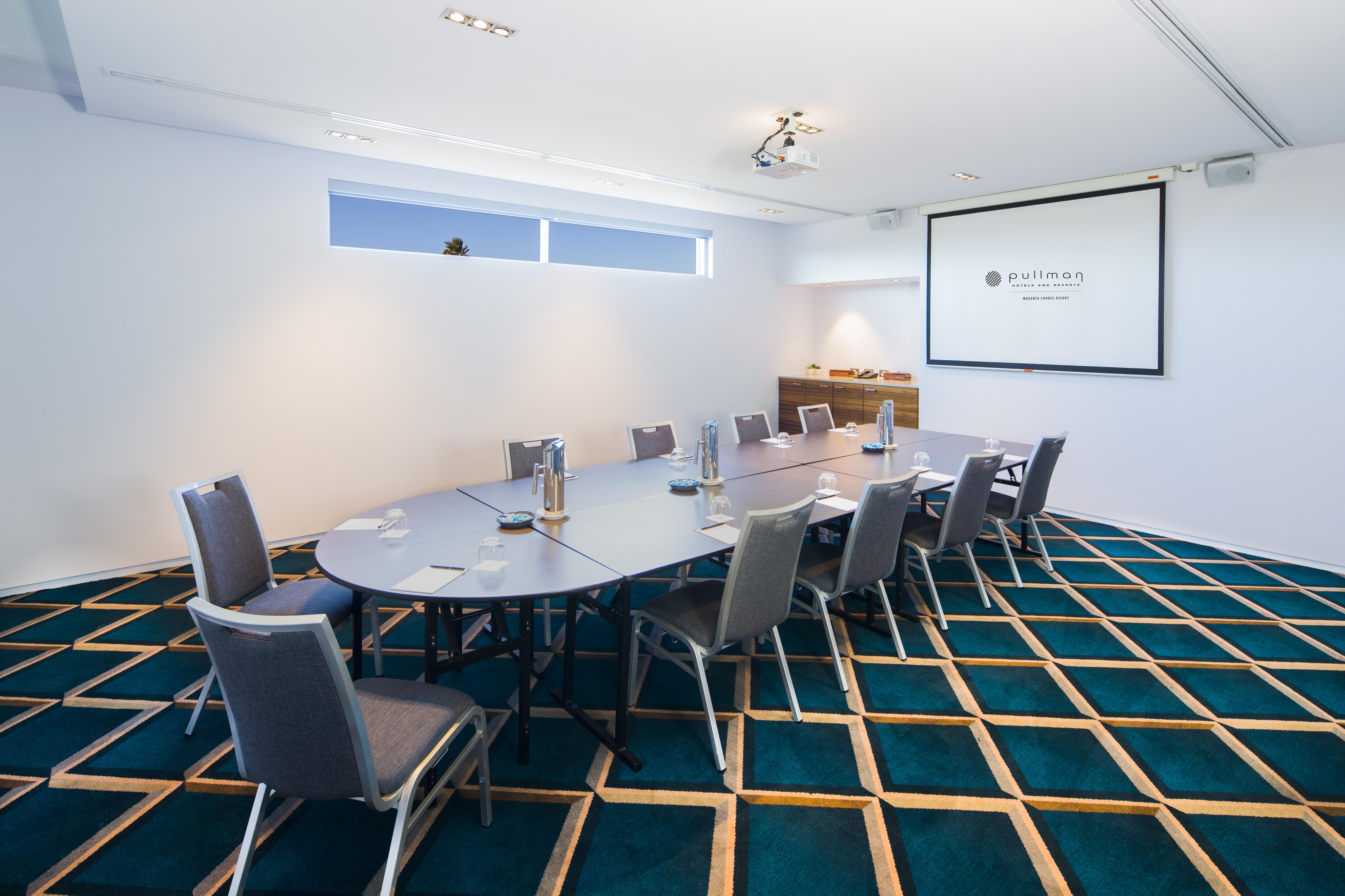 Pullman Magenta Shores Resort Entrance Екстериор снимка Meeting room at the hotel