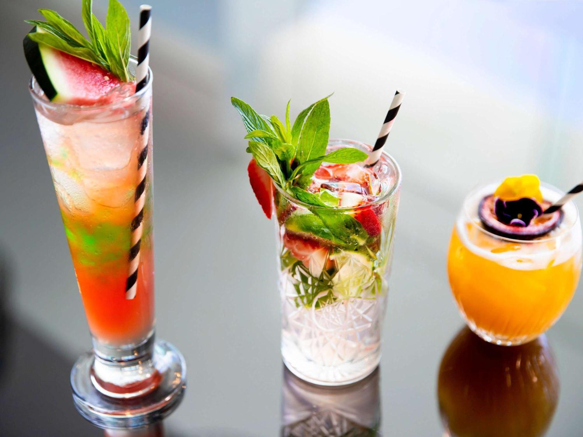 Pullman Magenta Shores Resort Entrance Екстериор снимка Non-alcoholic drinks